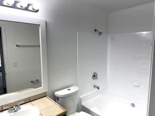 4211 CHATHAM OAK COURT 102, Tampa, FL 33624