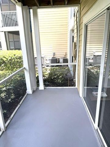 4211 CHATHAM OAK COURT 102, Tampa, FL 33624