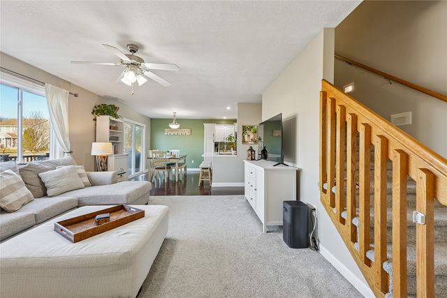 504 SW 48th Street, Ankeny, IA 50023