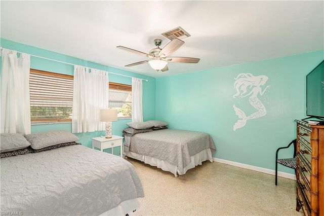 211 W Flamingo CIR, Marco Island, FL 34145