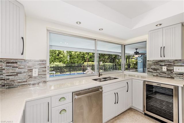 211 W Flamingo CIR, Marco Island, FL 34145