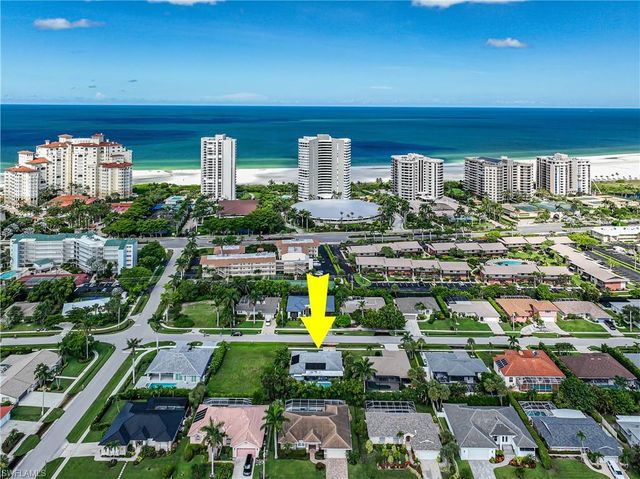 211 W Flamingo CIR, Marco Island, FL 34145
