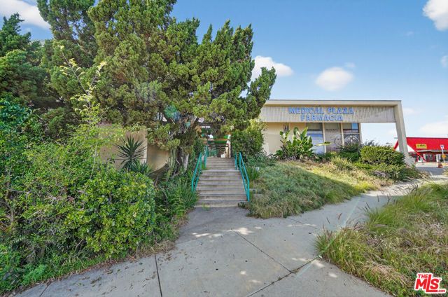 3001 W Beverly Boulevard, Montebello, CA 90640