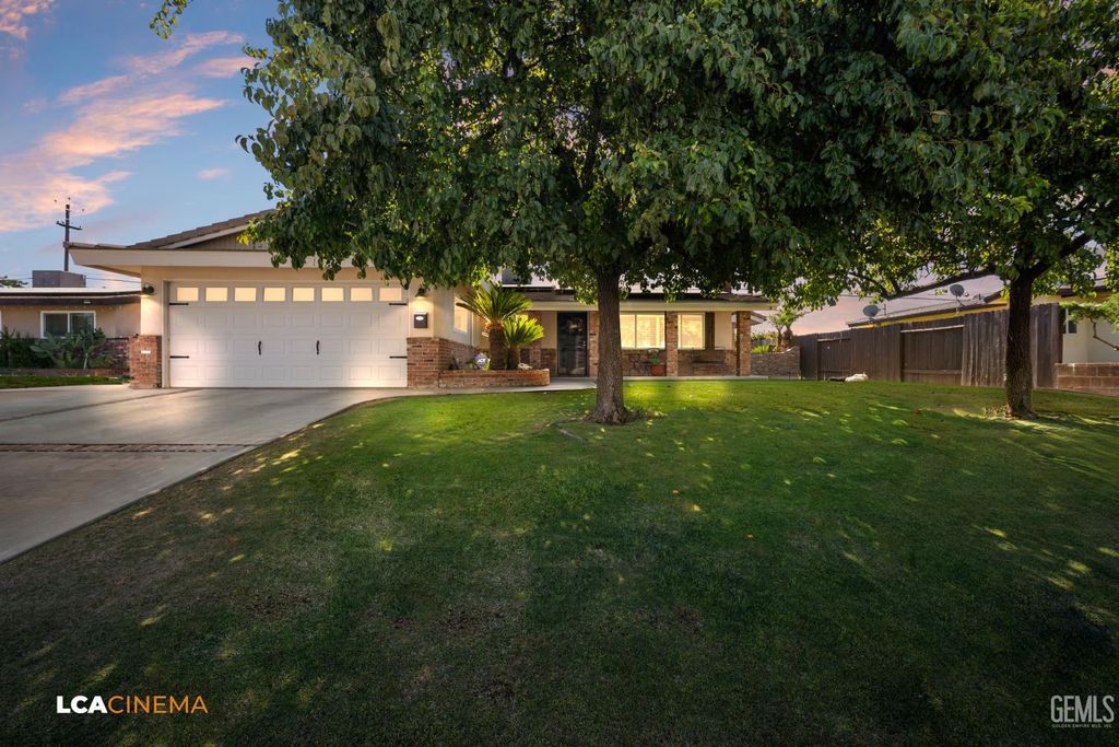 2804 Elmer Lane, Bakersfield, CA 93308