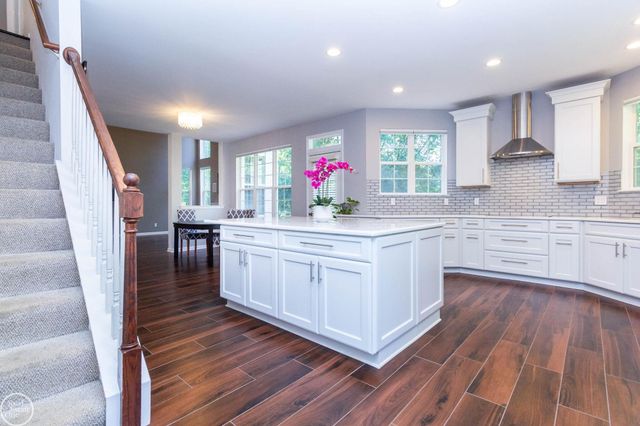 5426 Murray Court, Waterford Twp, MI 48327