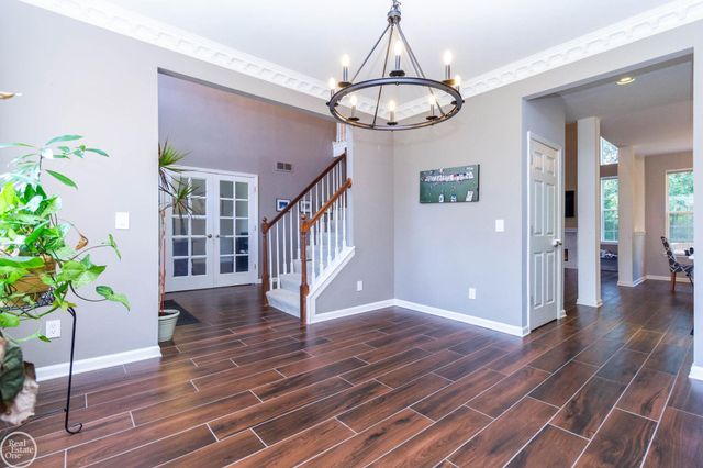 5426 Murray Court, Waterford Twp, MI 48327