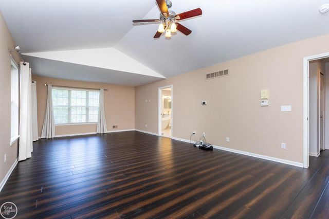 5426 Murray Court, Waterford Twp, MI 48327