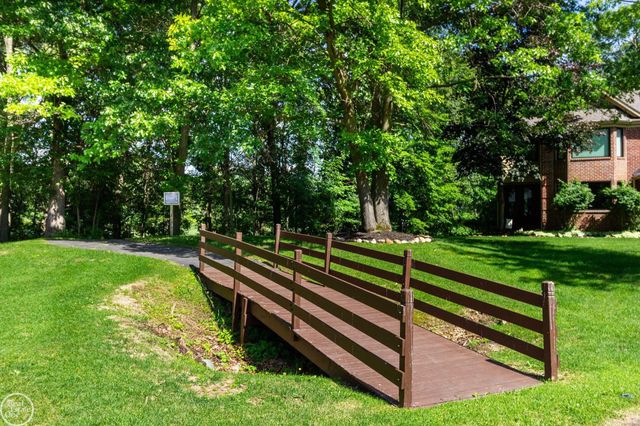 5426 Murray Court, Waterford Twp, MI 48327
