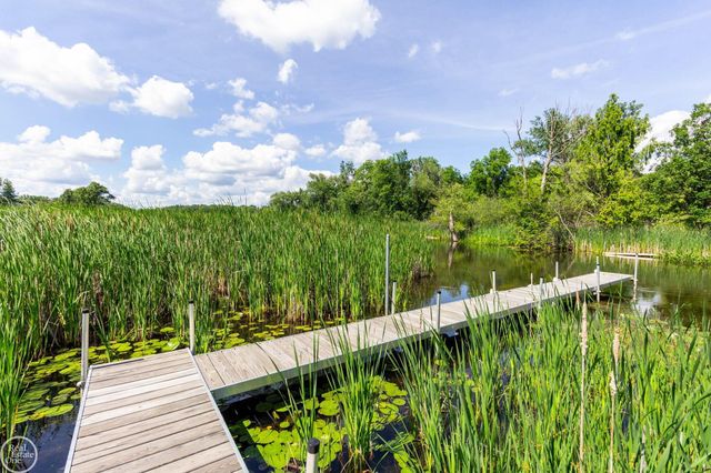5426 Murray Court, Waterford Twp, MI 48327