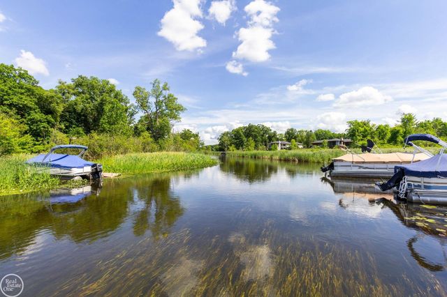 5426 Murray Court, Waterford Twp, MI 48327