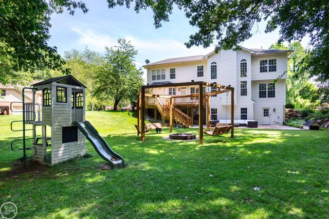 5426 Murray Court, Waterford Twp, MI 48327