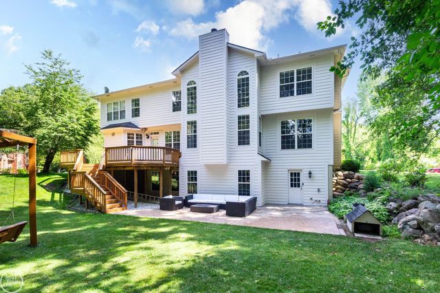 5426 Murray Court, Waterford Twp, MI 48327