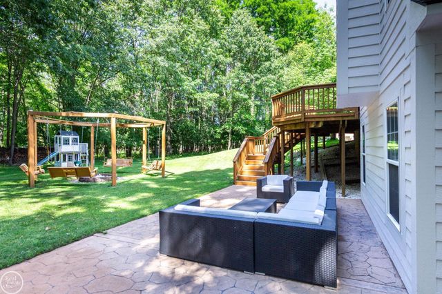 5426 Murray Court, Waterford Twp, MI 48327