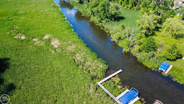 5426 Murray Court, Waterford Twp, MI 48327