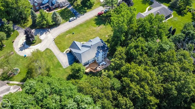 5426 Murray Court, Waterford Twp, MI 48327