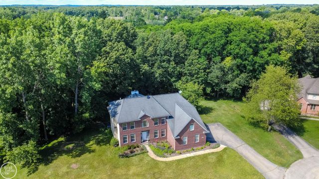 5426 Murray Court, Waterford Twp, MI 48327
