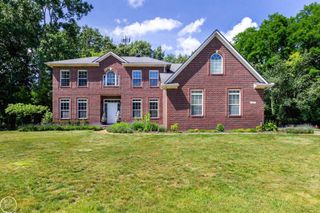 5426 Murray Court, Waterford Twp, MI 48327