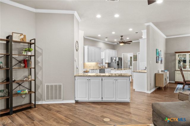 2506 Canyon Cliff Drive, Temple, TX 76502