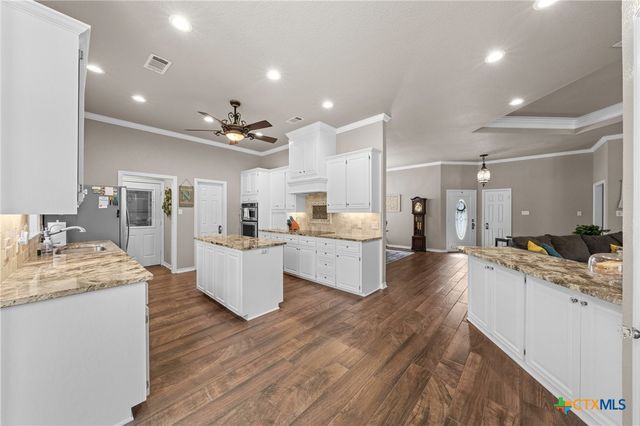 2506 Canyon Cliff Drive, Temple, TX 76502