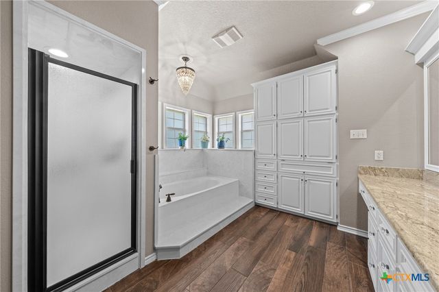 2506 Canyon Cliff Drive, Temple, TX 76502