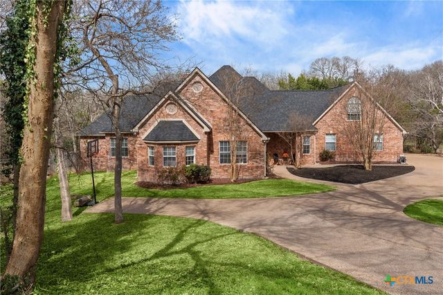 2506 Canyon Cliff Drive, Temple, TX 76502