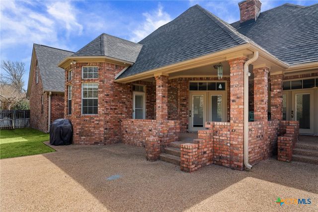 2506 Canyon Cliff Drive, Temple, TX 76502
