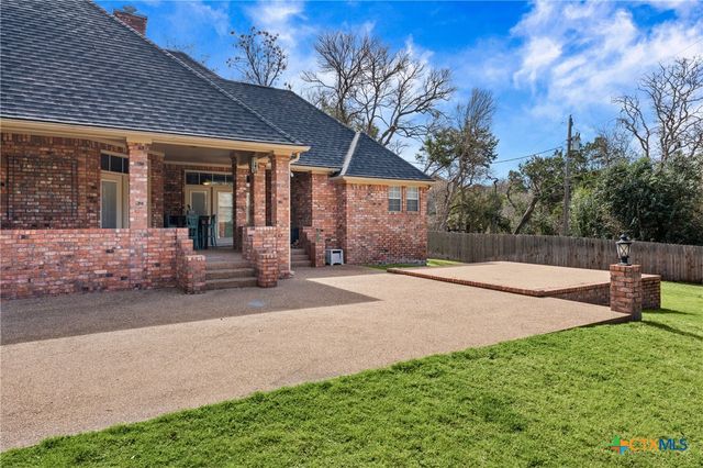 2506 Canyon Cliff Drive, Temple, TX 76502