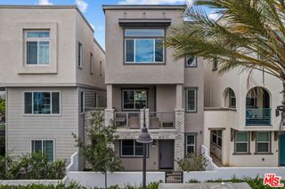 625 Daniel Freeman Circle, Inglewood, CA 90301