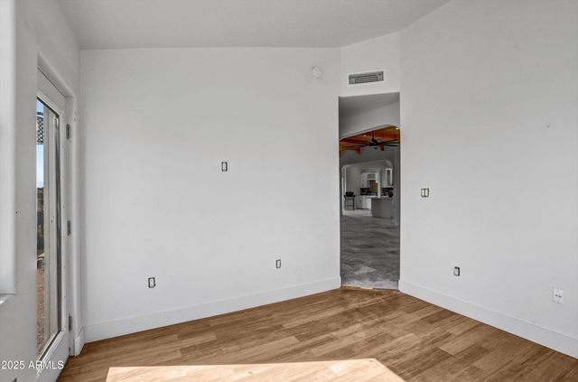 317 W Frontier Street, Apache Junction, AZ 85120