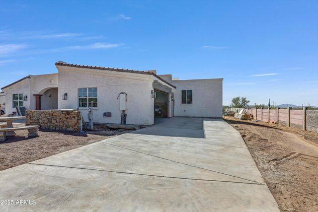 317 W Frontier Street, Apache Junction, AZ 85120