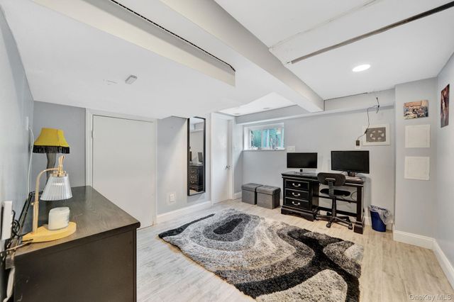 36 Combes Drive, Manhasset, NY 11030