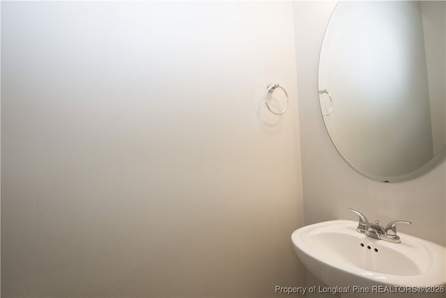 5709 Pondhaven Drive, Fayetteville, NC 28314