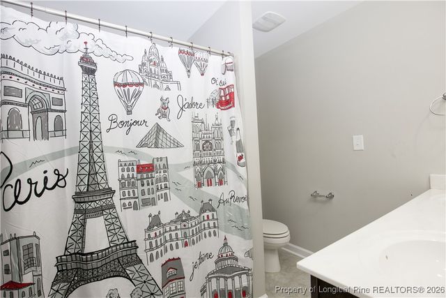 5709 Pondhaven Drive, Fayetteville, NC 28314