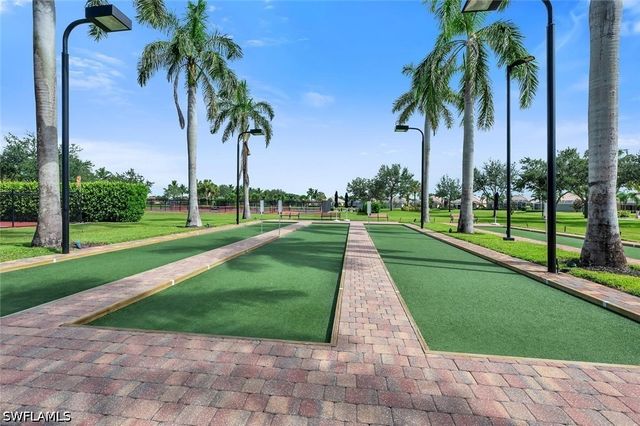 7405 Emilia LN, Naples, FL 34114
