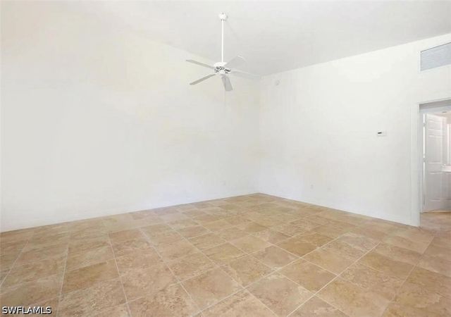 7405 Emilia LN, Naples, FL 34114