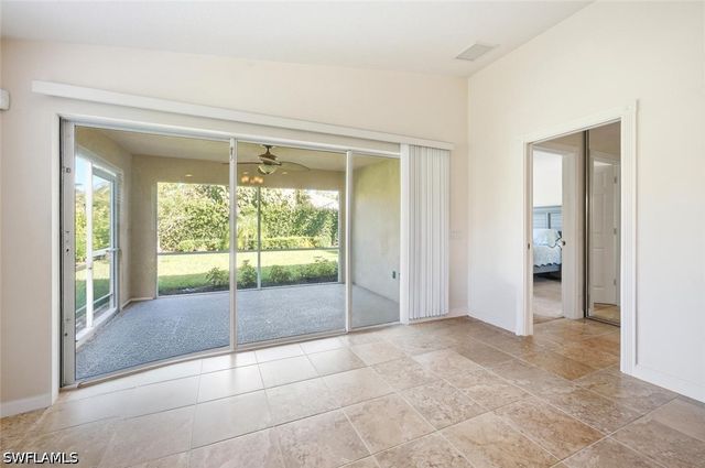 7405 Emilia LN, Naples, FL 34114