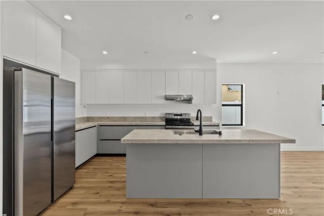 5747 Vista Del Monte, Sherman Oaks, CA 91411