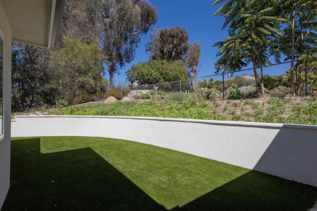 1830 Idaho Avenue, Escondido, CA 92027