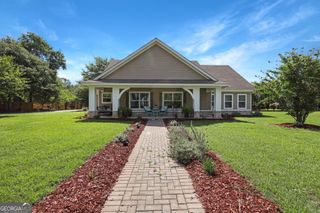 156 Hannah Drive, Jesup, GA 31546