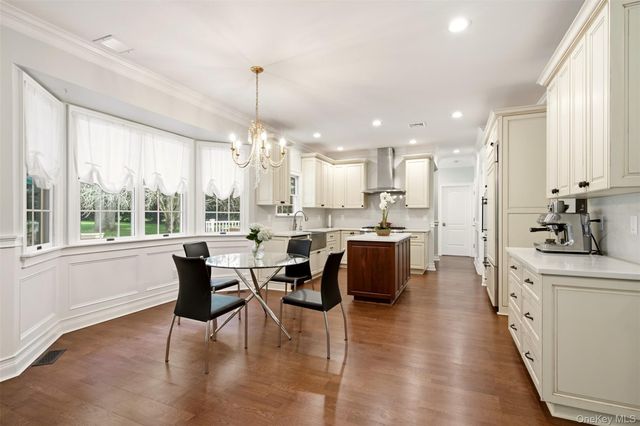 14 Dupont Court, Dix Hills, NY 11746