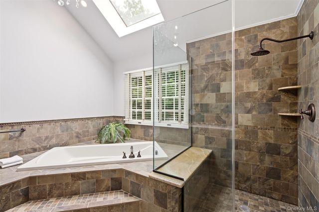 14 Dupont Court, Dix Hills, NY 11746