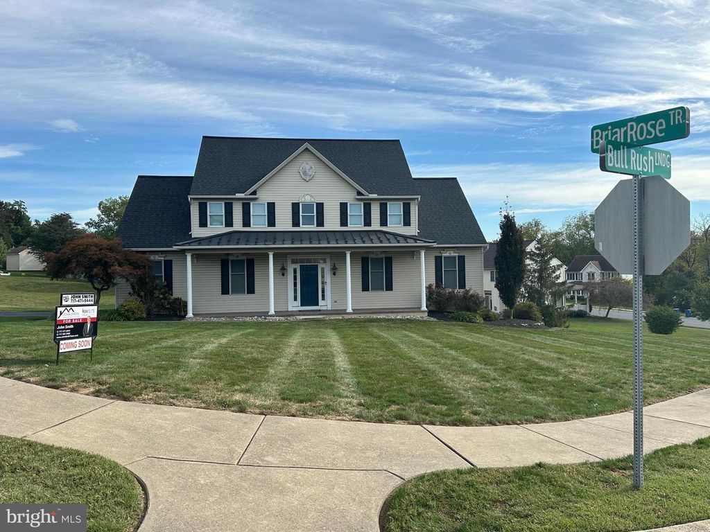 19 BRIAR ROSE TRL, Elizabethtown, PA 17022