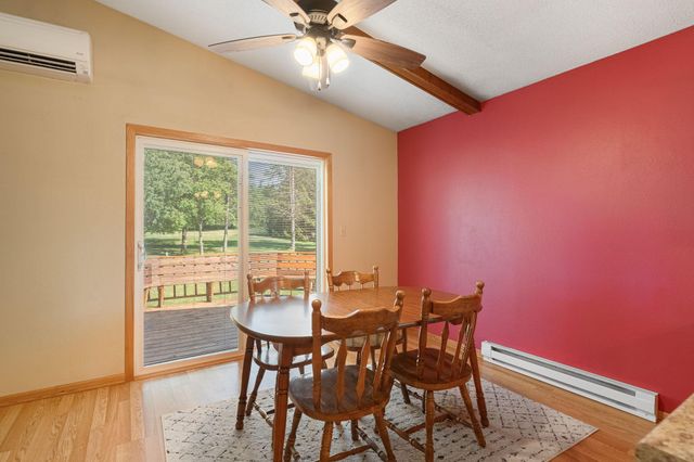 28 Leprechaun Lane, Mantorville, MN 55955