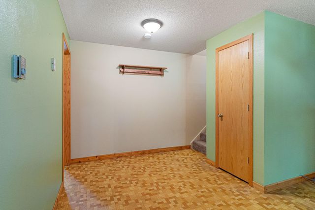 28 Leprechaun Lane, Mantorville, MN 55955