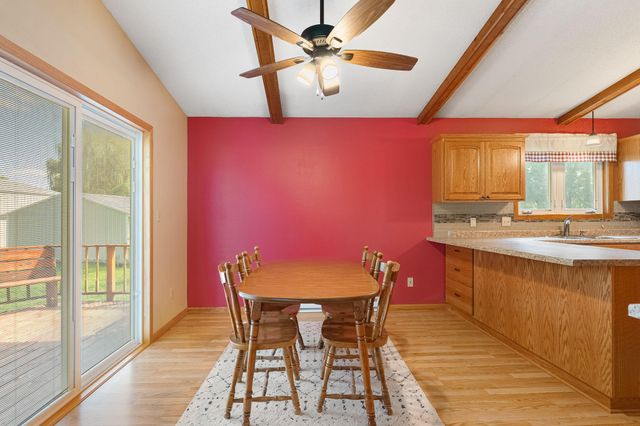 28 Leprechaun Lane, Mantorville, MN 55955