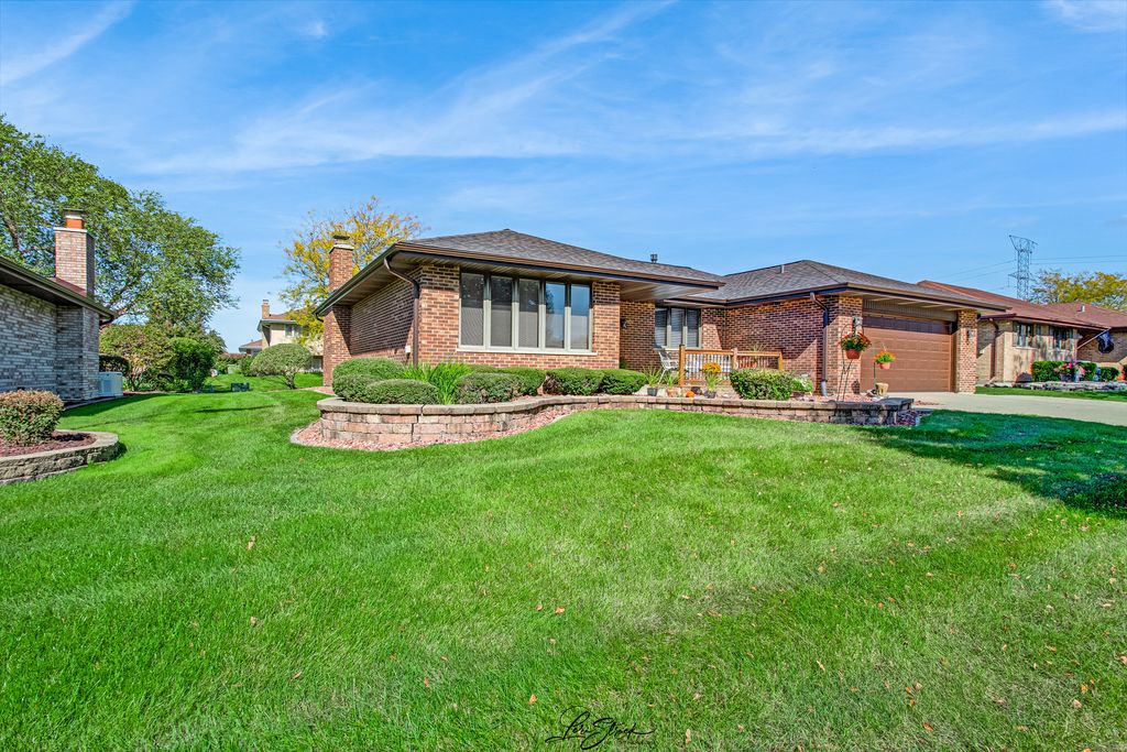 8300 162nd Place, Tinley Park, IL 60477 — photo 2