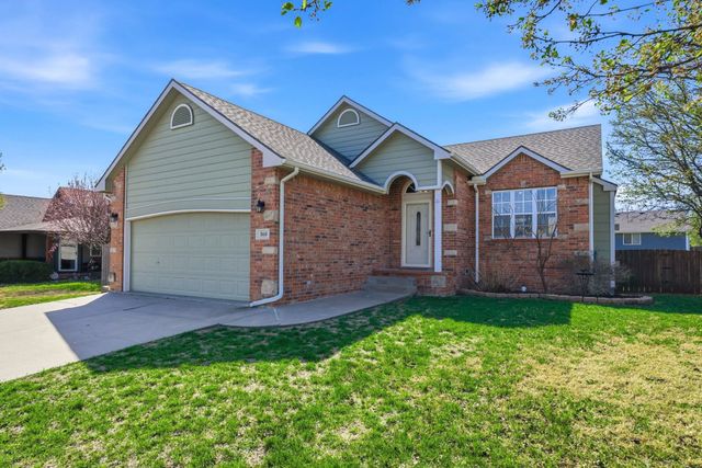 860 S Sunset Cir, Andover, KS 67002