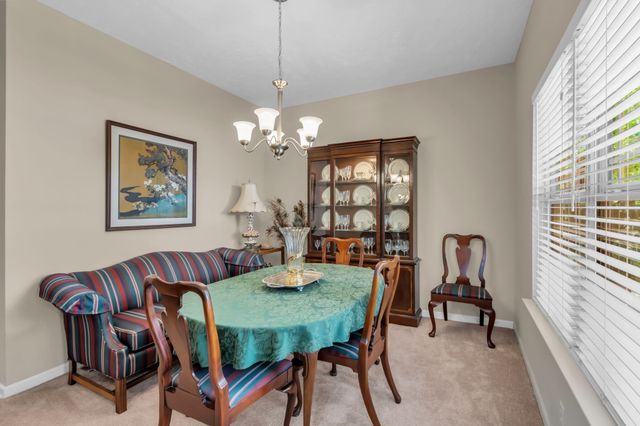 1410 Halverson Dr, Murfreesboro, TN 37128