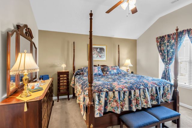 1410 Halverson Dr, Murfreesboro, TN 37128