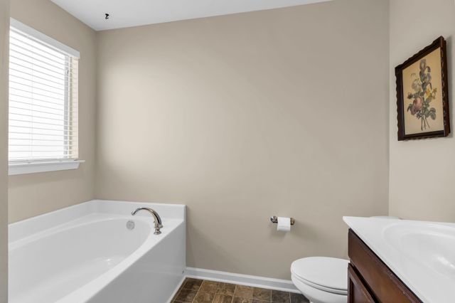 1410 Halverson Dr, Murfreesboro, TN 37128